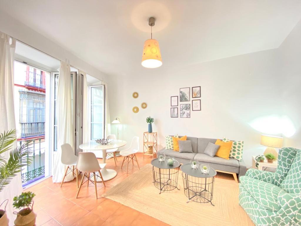 Superb Apartment In Downtown Of Sevilla ,Parking Optional, Top !! ภายนอก รูปภาพ