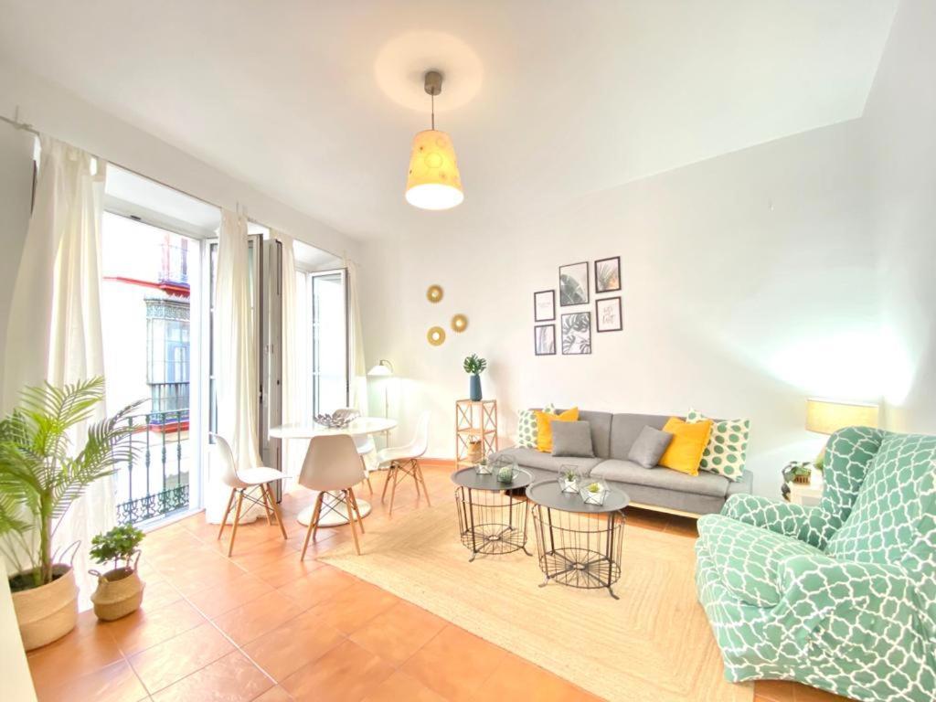Superb Apartment In Downtown Of Sevilla ,Parking Optional, Top !! ภายนอก รูปภาพ